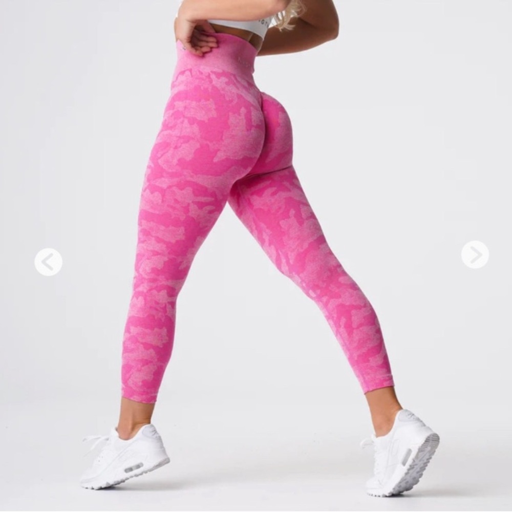 Brand new NGVTN camo leggings in bubble gum pink. Size small